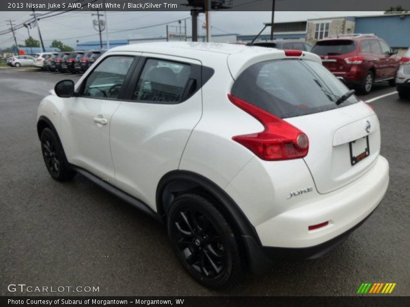 Pearl White / Black/Silver Trim 2013 Nissan Juke S AWD