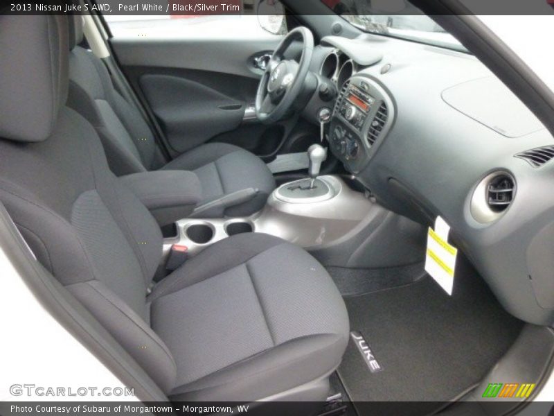 Pearl White / Black/Silver Trim 2013 Nissan Juke S AWD