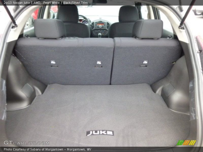 Pearl White / Black/Silver Trim 2013 Nissan Juke S AWD