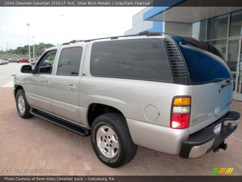 Silver Birch Metallic / Gray/Dark Charcoal 2004 Chevrolet Suburban 1500 LT 4x4