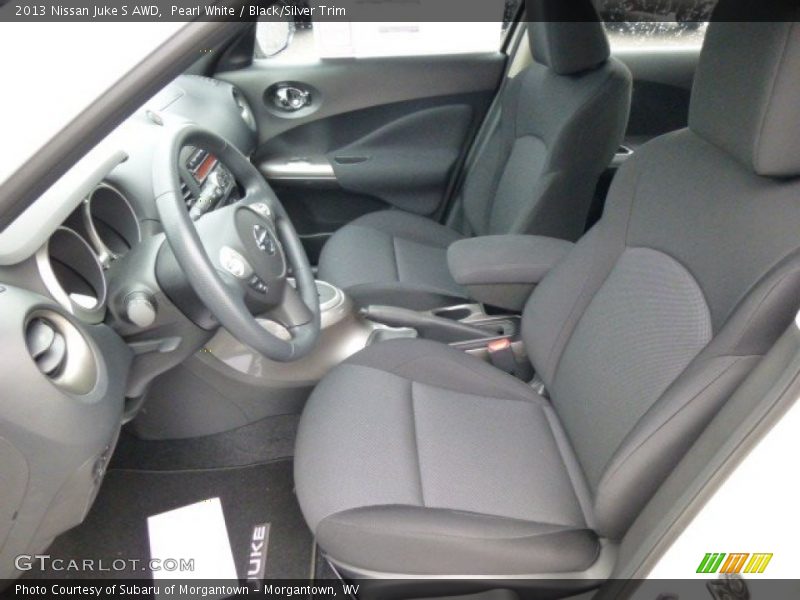Pearl White / Black/Silver Trim 2013 Nissan Juke S AWD