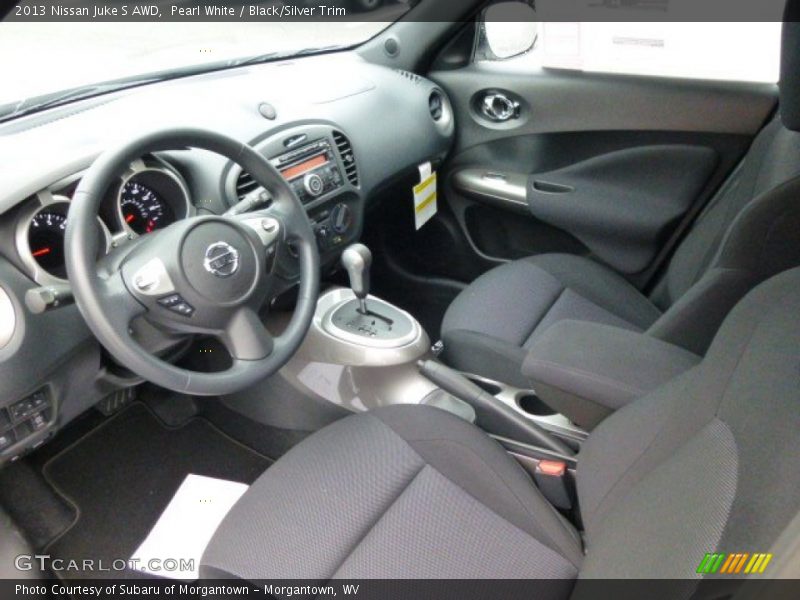Pearl White / Black/Silver Trim 2013 Nissan Juke S AWD