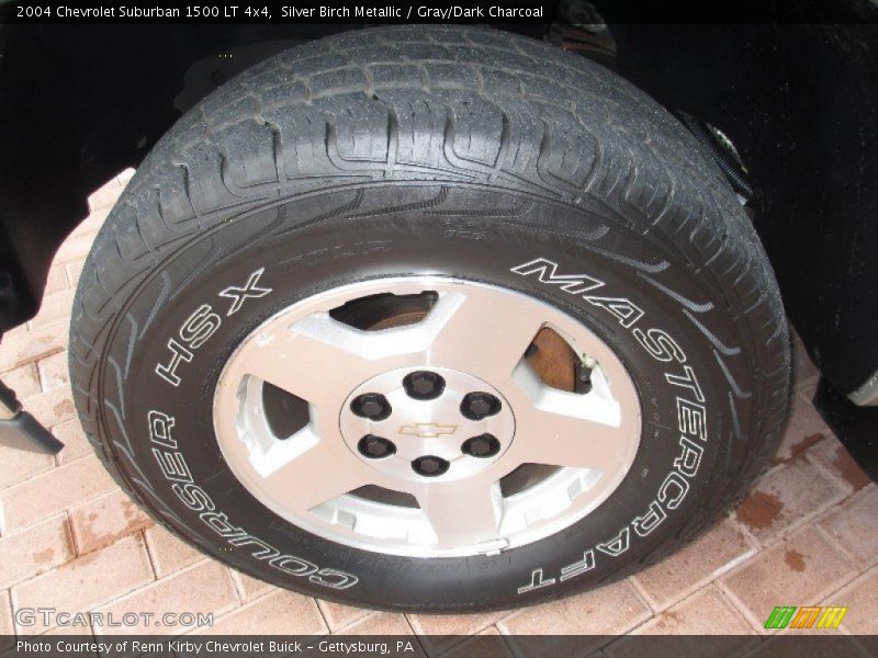 Silver Birch Metallic / Gray/Dark Charcoal 2004 Chevrolet Suburban 1500 LT 4x4