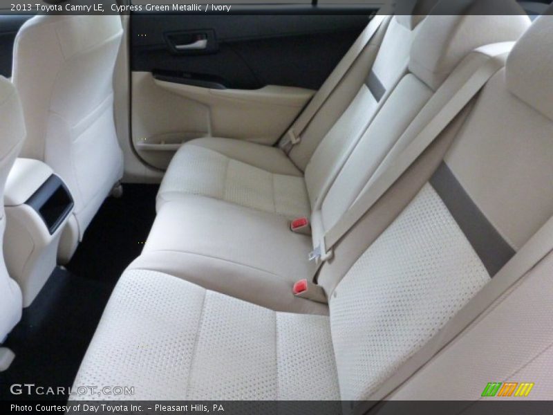 Cypress Green Metallic / Ivory 2013 Toyota Camry LE