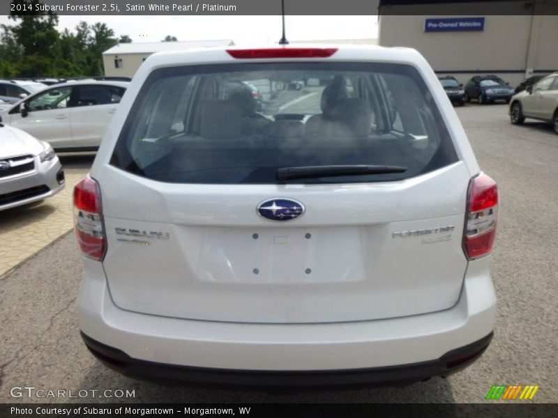 Satin White Pearl / Platinum 2014 Subaru Forester 2.5i