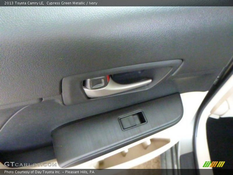 Cypress Green Metallic / Ivory 2013 Toyota Camry LE