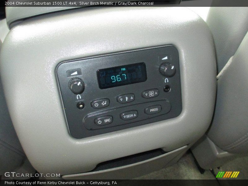 Silver Birch Metallic / Gray/Dark Charcoal 2004 Chevrolet Suburban 1500 LT 4x4