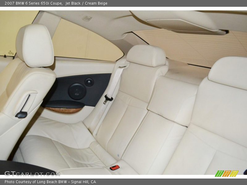 Rear Seat of 2007 6 Series 650i Coupe