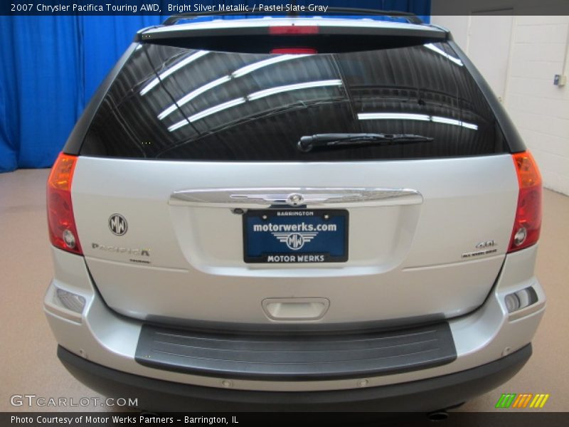 Bright Silver Metallic / Pastel Slate Gray 2007 Chrysler Pacifica Touring AWD