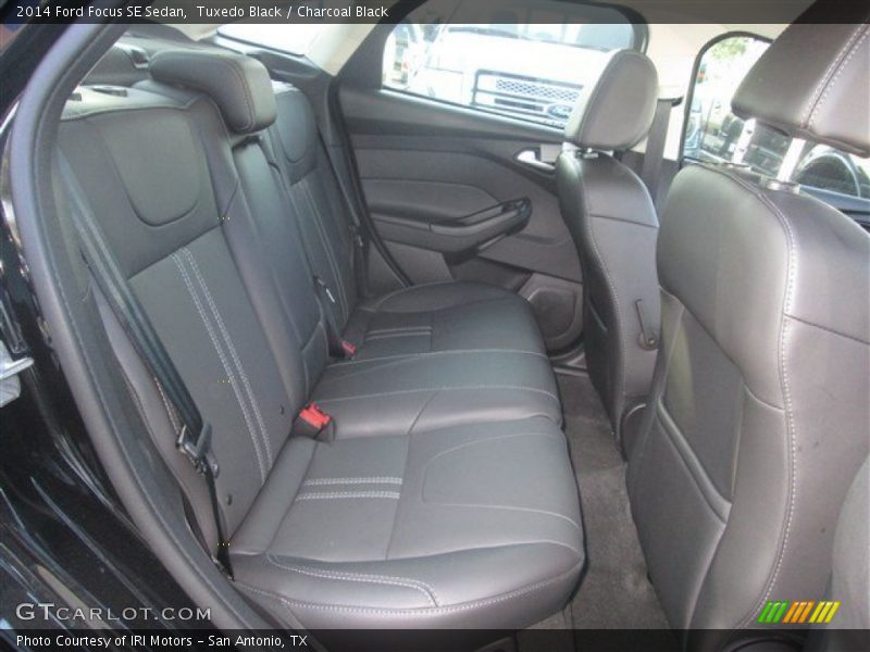 Tuxedo Black / Charcoal Black 2014 Ford Focus SE Sedan