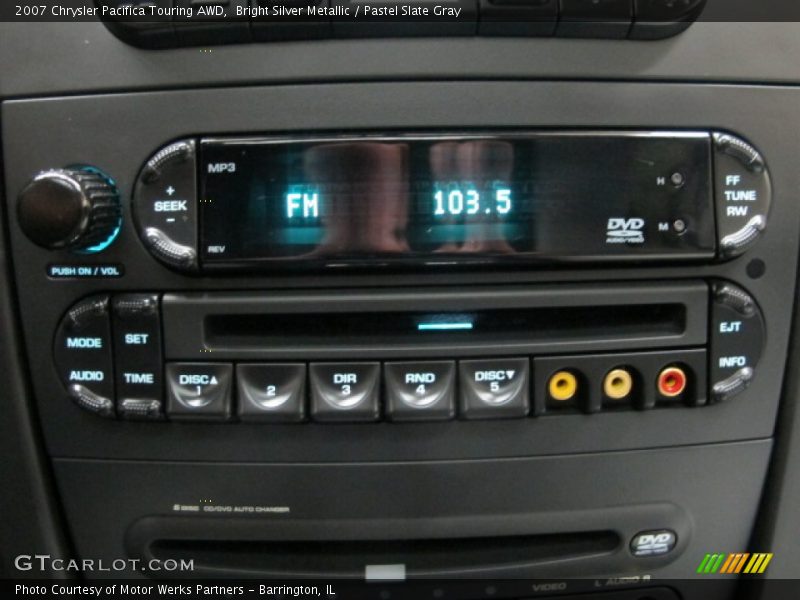 Bright Silver Metallic / Pastel Slate Gray 2007 Chrysler Pacifica Touring AWD