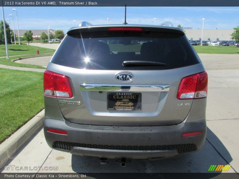 Titanium Silver / Black 2013 Kia Sorento EX V6 AWD