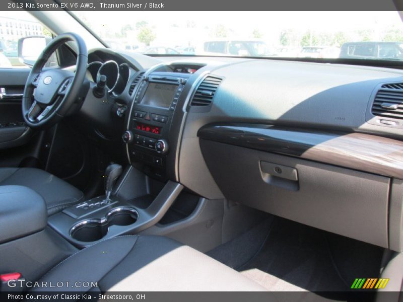 Titanium Silver / Black 2013 Kia Sorento EX V6 AWD