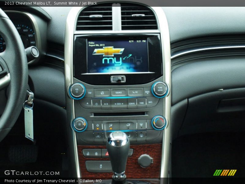 Summit White / Jet Black 2013 Chevrolet Malibu LT