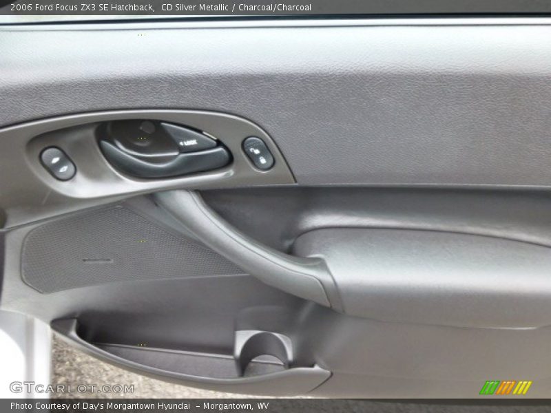 CD Silver Metallic / Charcoal/Charcoal 2006 Ford Focus ZX3 SE Hatchback