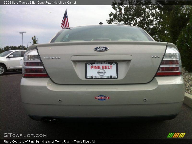 Dune Pearl Metallic / Camel 2008 Ford Taurus SEL