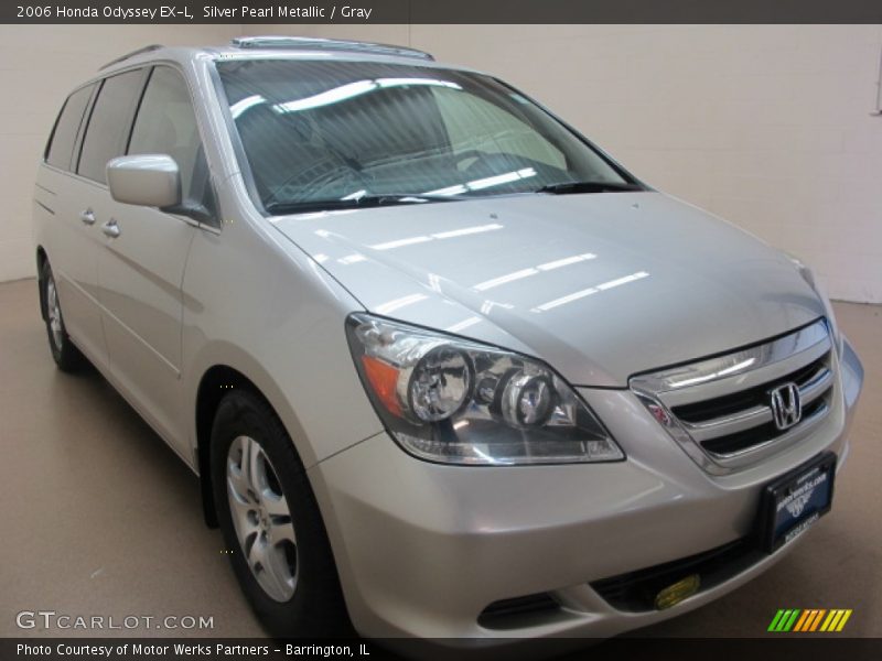 Silver Pearl Metallic / Gray 2006 Honda Odyssey EX-L