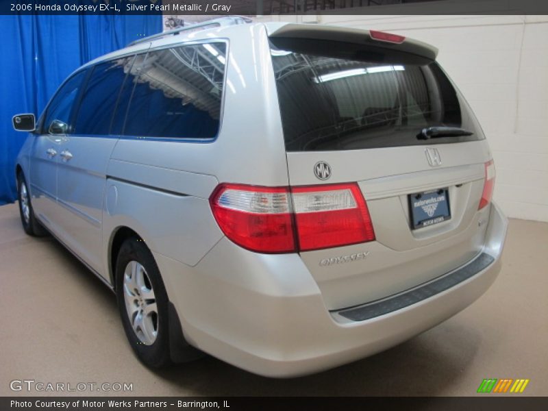 Silver Pearl Metallic / Gray 2006 Honda Odyssey EX-L