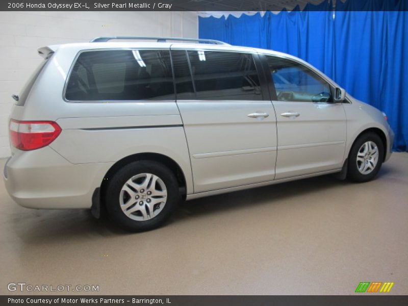 Silver Pearl Metallic / Gray 2006 Honda Odyssey EX-L