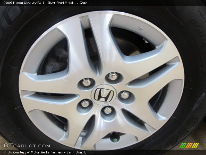 Silver Pearl Metallic / Gray 2006 Honda Odyssey EX-L
