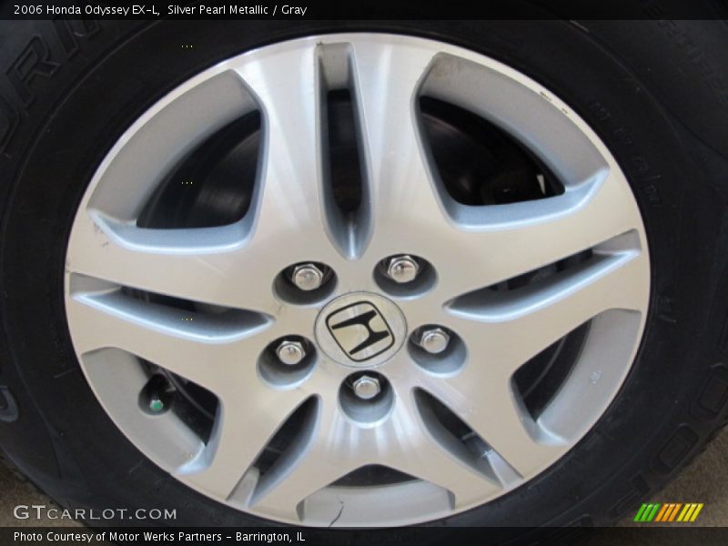 Silver Pearl Metallic / Gray 2006 Honda Odyssey EX-L