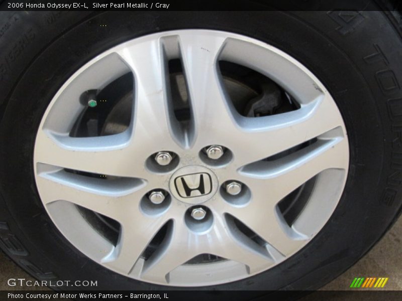 Silver Pearl Metallic / Gray 2006 Honda Odyssey EX-L