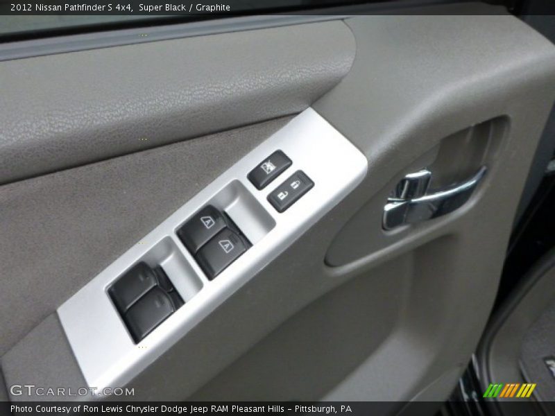 Super Black / Graphite 2012 Nissan Pathfinder S 4x4