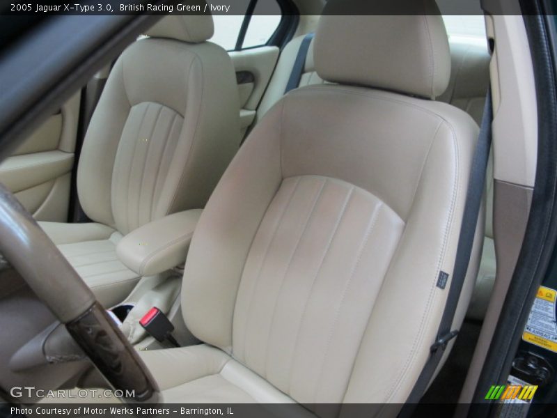 British Racing Green / Ivory 2005 Jaguar X-Type 3.0