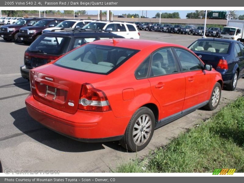 Passion Red / Dark Beige/Quartz Leather 2005 Volvo S40 2.4i
