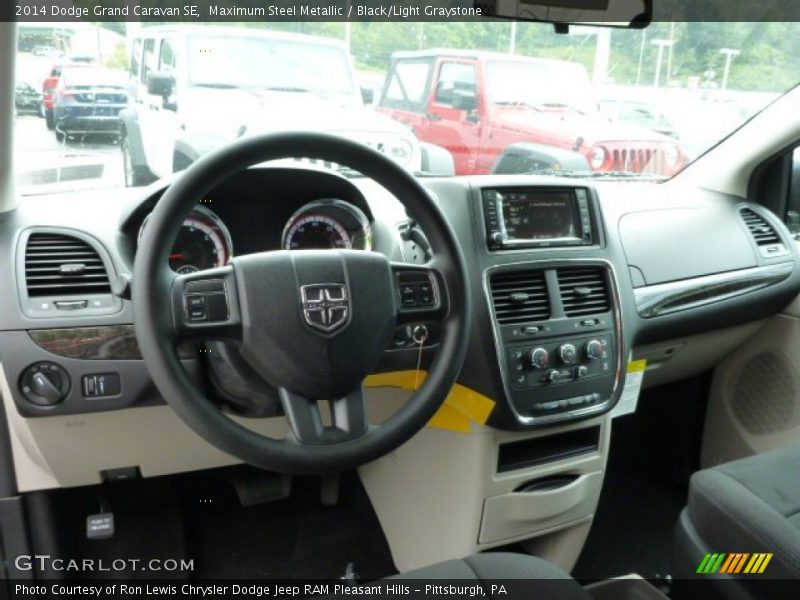 Maximum Steel Metallic / Black/Light Graystone 2014 Dodge Grand Caravan SE