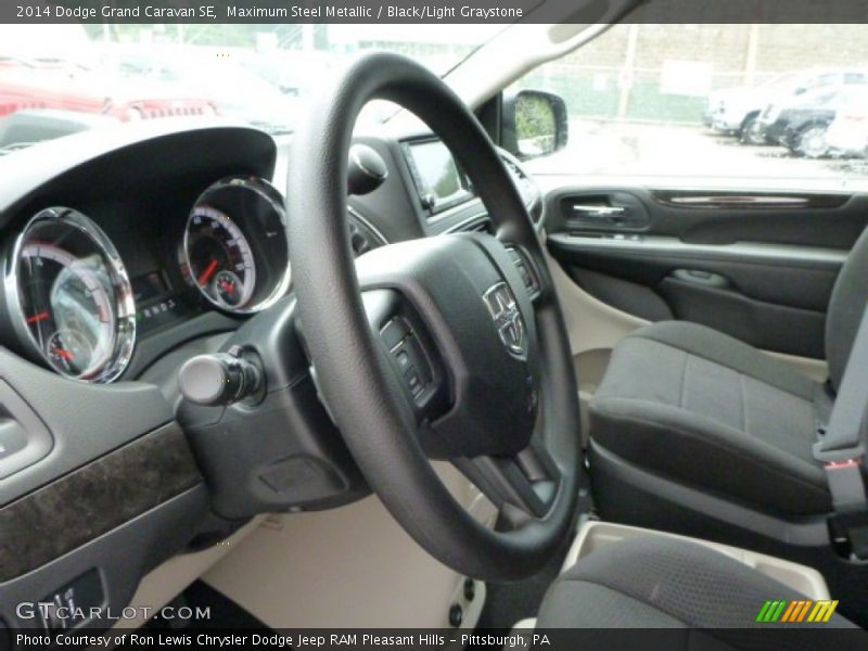 Maximum Steel Metallic / Black/Light Graystone 2014 Dodge Grand Caravan SE