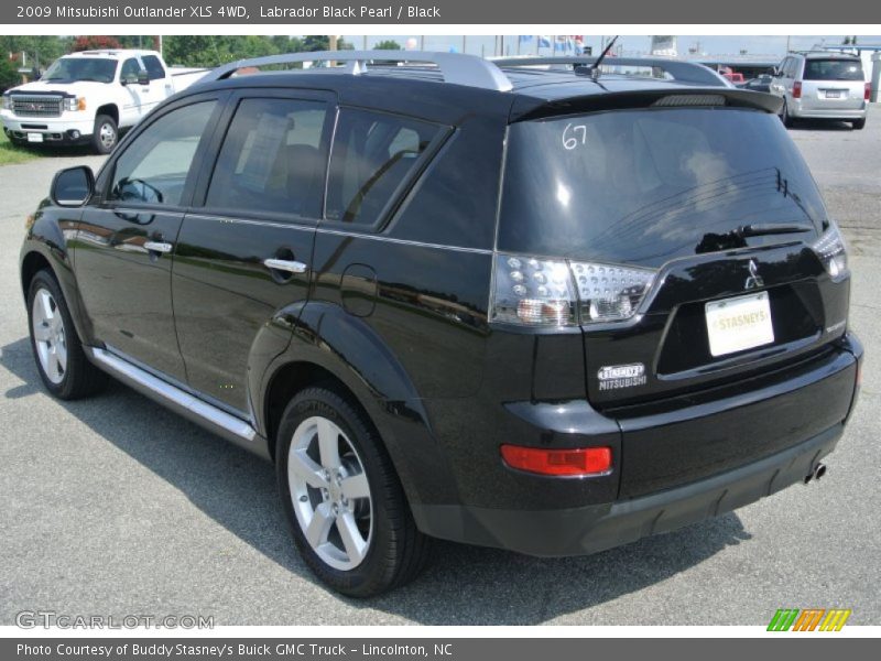 Labrador Black Pearl / Black 2009 Mitsubishi Outlander XLS 4WD