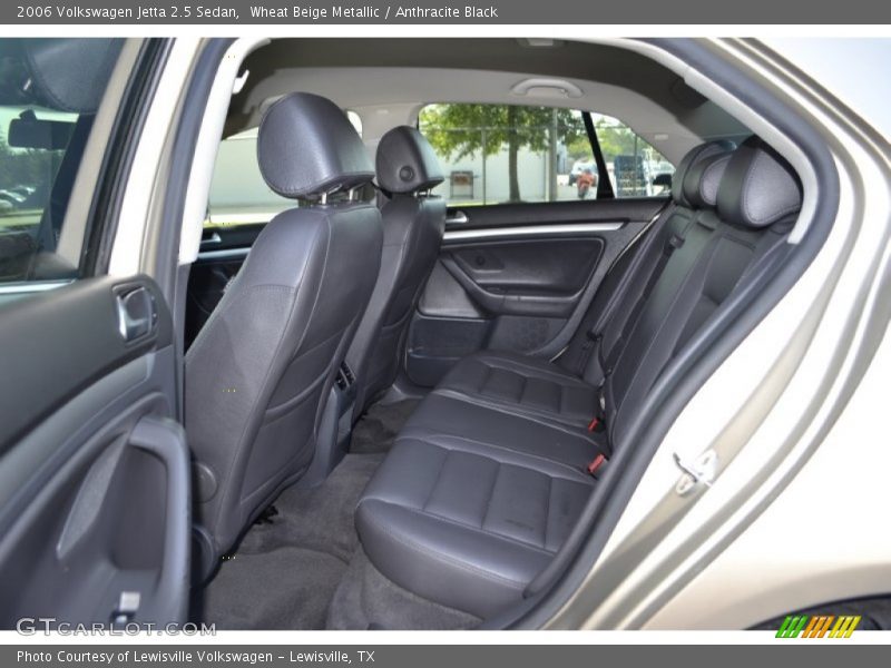 Wheat Beige Metallic / Anthracite Black 2006 Volkswagen Jetta 2.5 Sedan