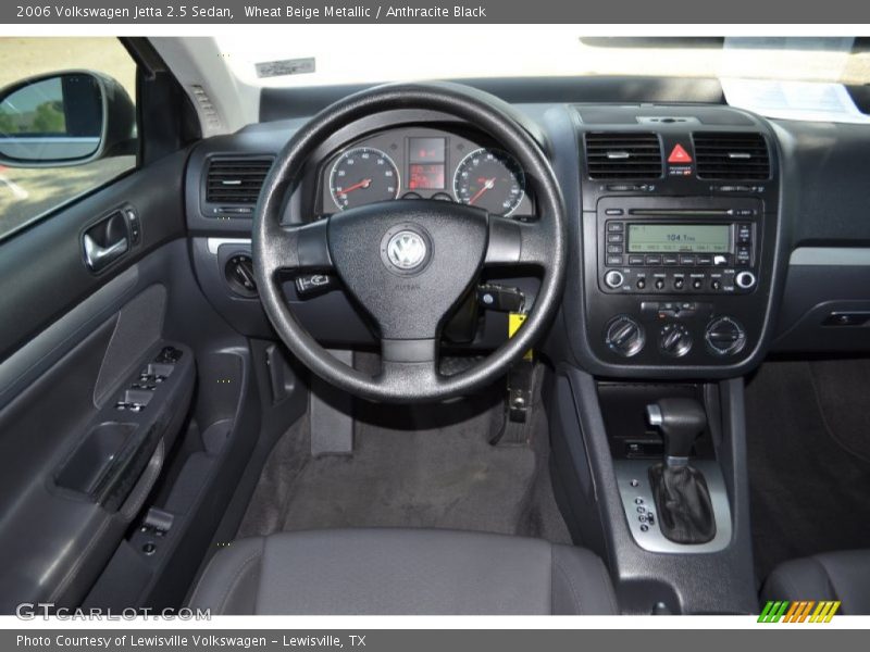 Wheat Beige Metallic / Anthracite Black 2006 Volkswagen Jetta 2.5 Sedan