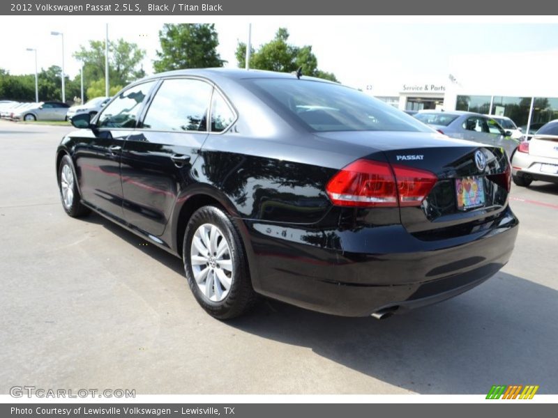 Black / Titan Black 2012 Volkswagen Passat 2.5L S
