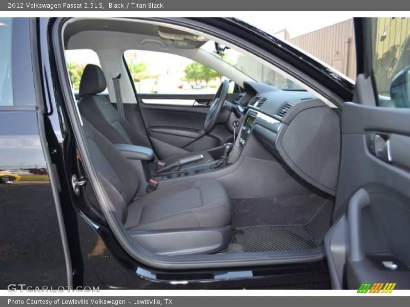 Black / Titan Black 2012 Volkswagen Passat 2.5L S