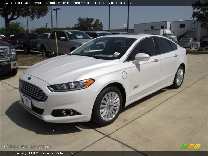 Front 3/4 View of 2013 Fusion Energi Titanium