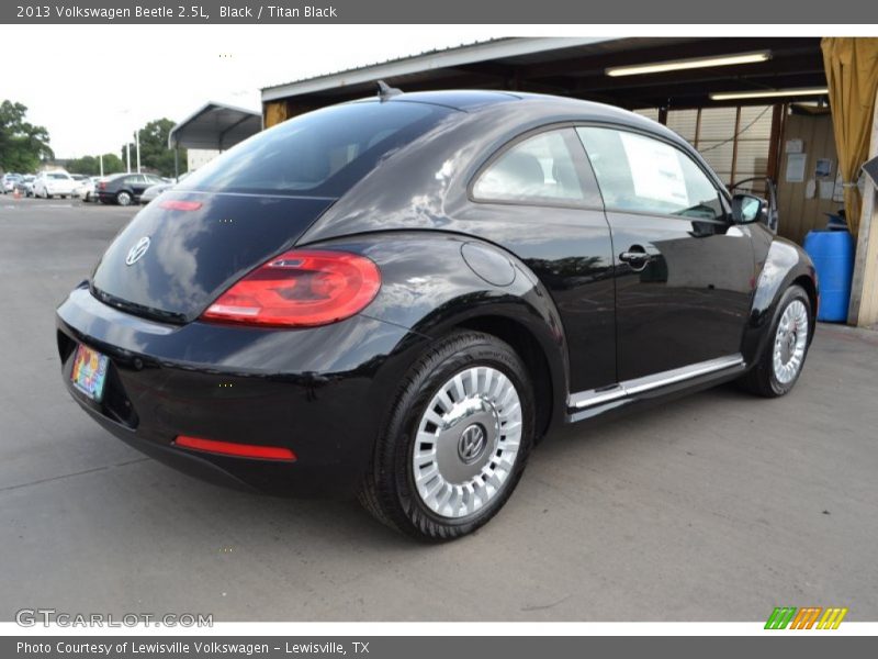 Black / Titan Black 2013 Volkswagen Beetle 2.5L