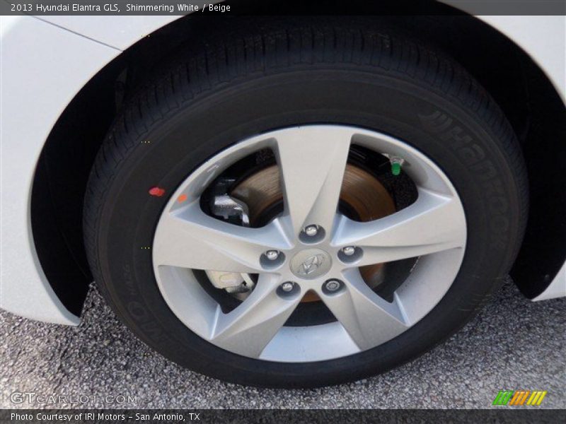 Shimmering White / Beige 2013 Hyundai Elantra GLS