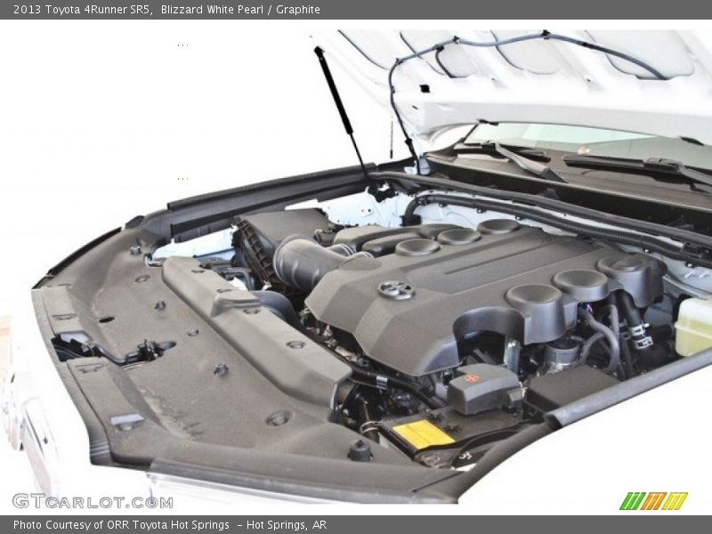 Blizzard White Pearl / Graphite 2013 Toyota 4Runner SR5