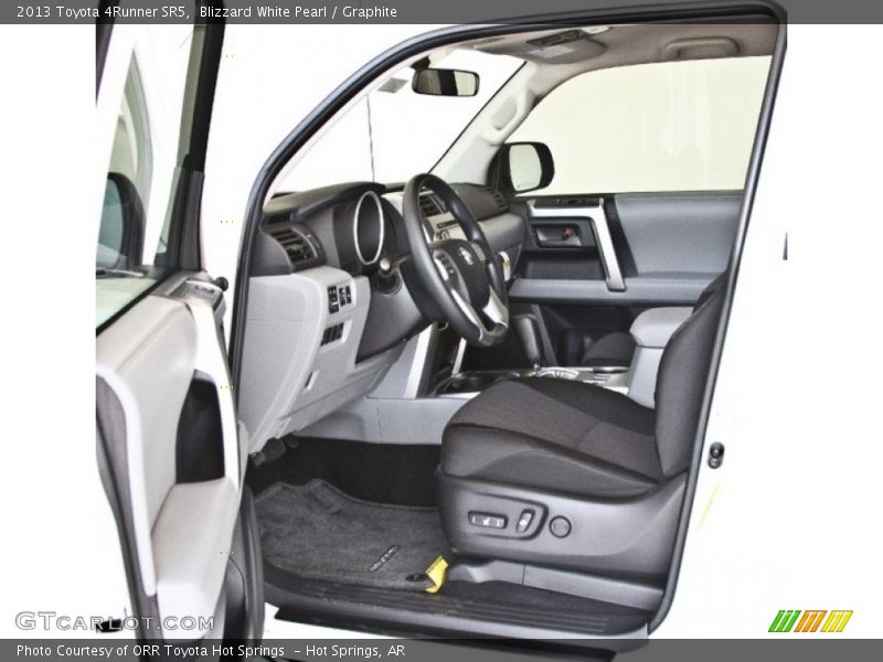 Blizzard White Pearl / Graphite 2013 Toyota 4Runner SR5