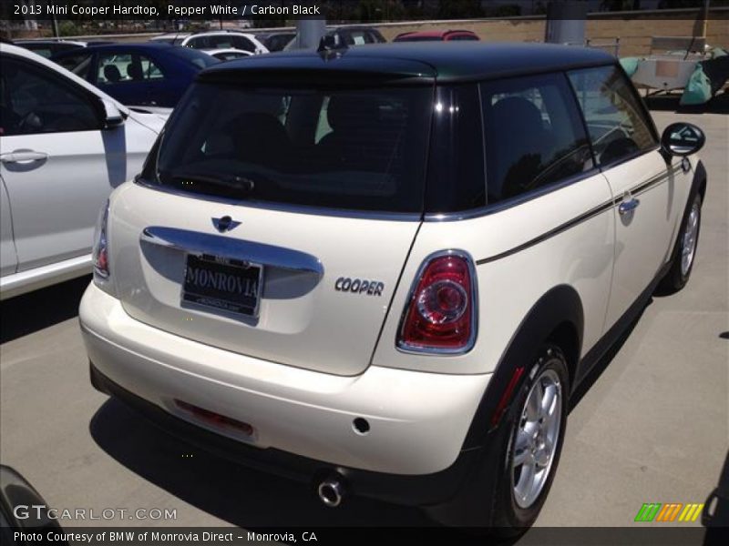 Pepper White / Carbon Black 2013 Mini Cooper Hardtop