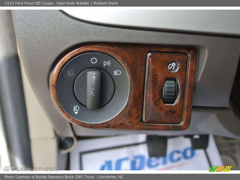 Ingot Silver Metallic / Medium Stone 2010 Ford Focus SES Coupe