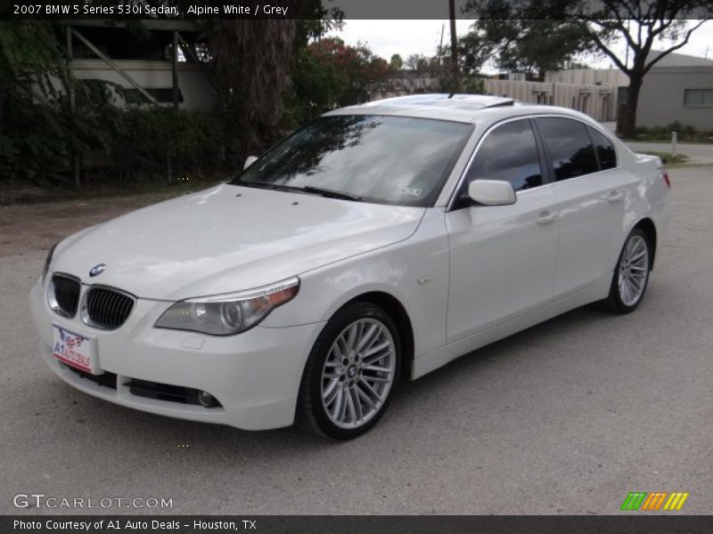 Alpine White / Grey 2007 BMW 5 Series 530i Sedan