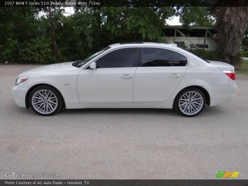 Alpine White / Grey 2007 BMW 5 Series 530i Sedan