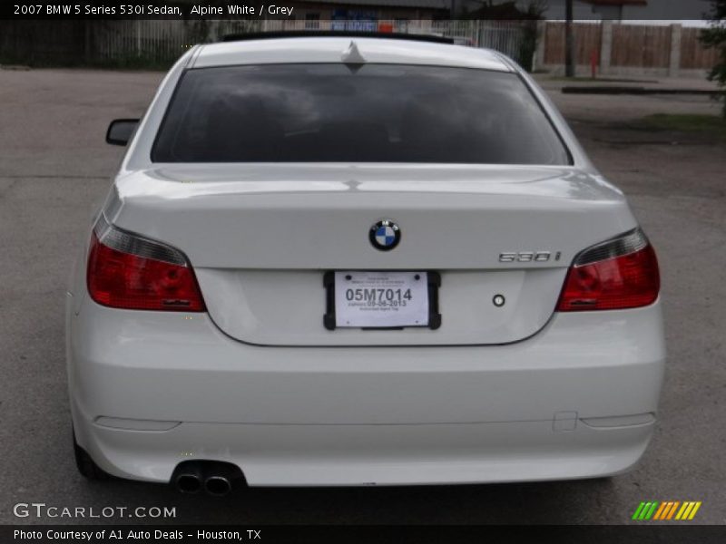 Alpine White / Grey 2007 BMW 5 Series 530i Sedan