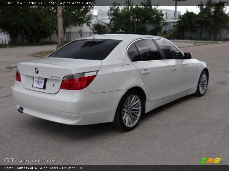 Alpine White / Grey 2007 BMW 5 Series 530i Sedan