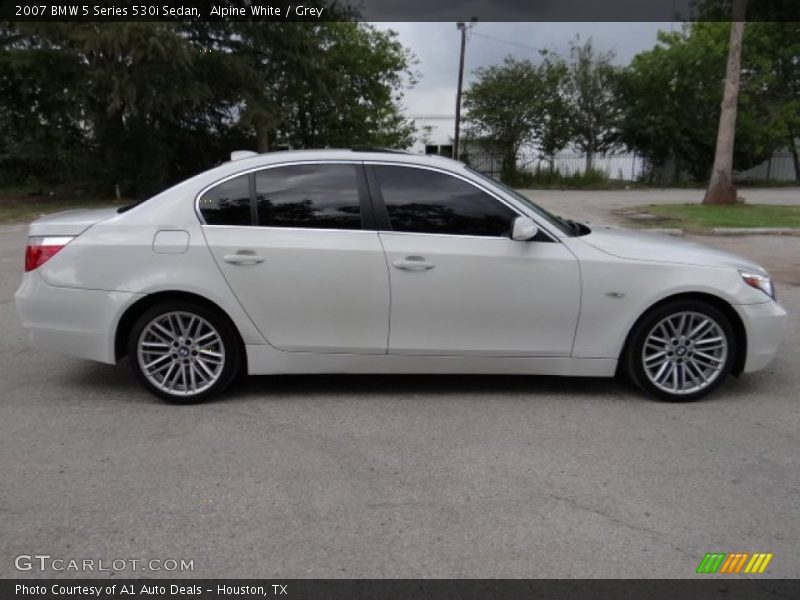 Alpine White / Grey 2007 BMW 5 Series 530i Sedan