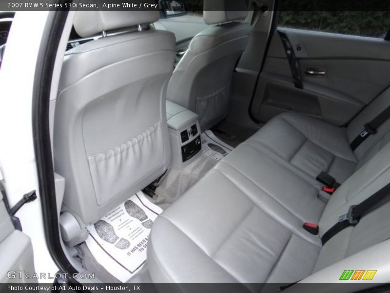 Alpine White / Grey 2007 BMW 5 Series 530i Sedan