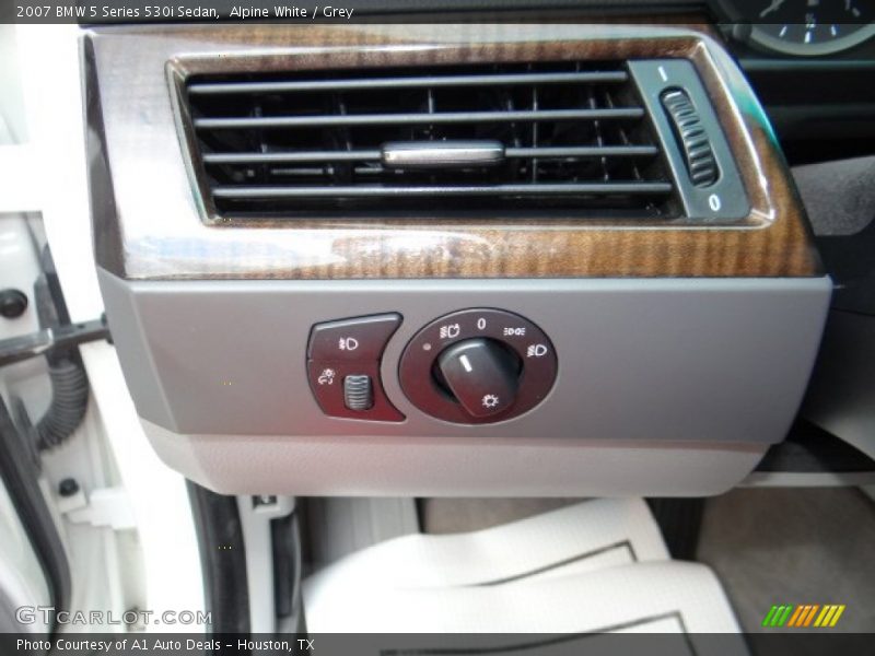 Alpine White / Grey 2007 BMW 5 Series 530i Sedan
